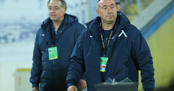 Треньорът на Левски Станимир Стоилов е получил отлична оферта от
