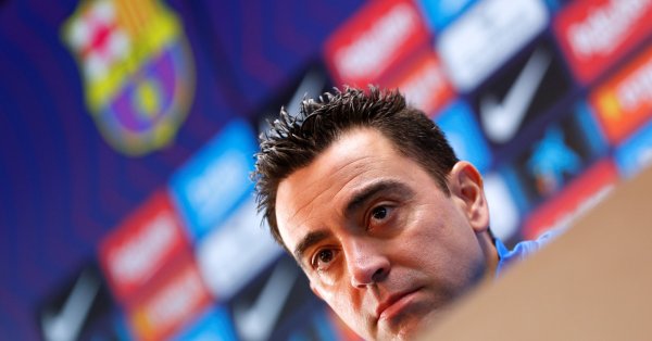 Пред новия треньор Шави стои голям въпрос да инвестира