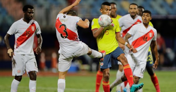 Отборът на Перу записа първи успех на Копа Америка след