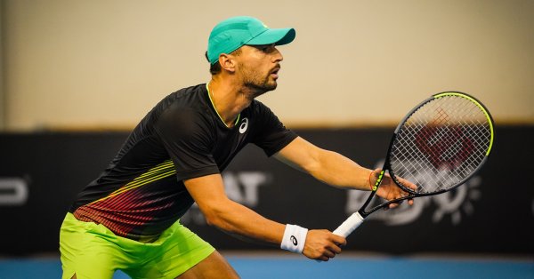 Кузманов и Сафуат не стигнаха до точка за пробив а