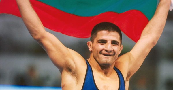 Армен Людвигович Назарян е натурализиран бивш състезател по борба