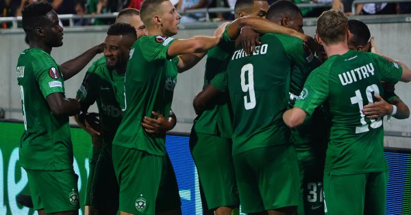 Желаещите да се снабдят с входни талони за двубоя трябва