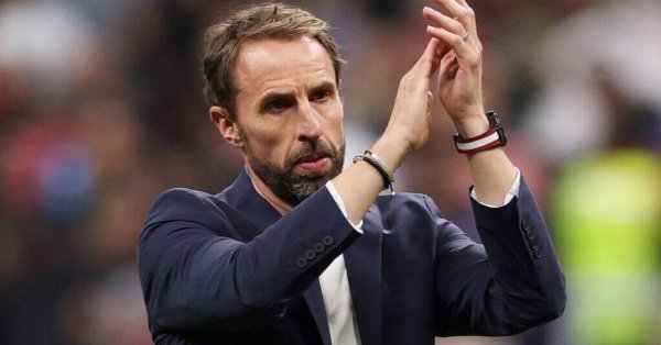 Той планира да информира Футболната Асоциация за решението си през