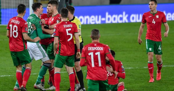 Футболните национали на България извъртяха 1 1 със Словакия в контрола