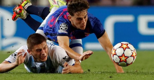 Динамо Киев Барселона мач от група Е на Шампионската