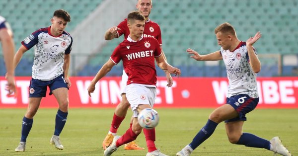 ЦСКА 1 Густаво Бусато 16 Асен Дончев 6 Християн Петров