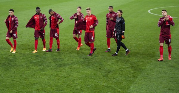 Без петима от асовете си може да пристигне в София