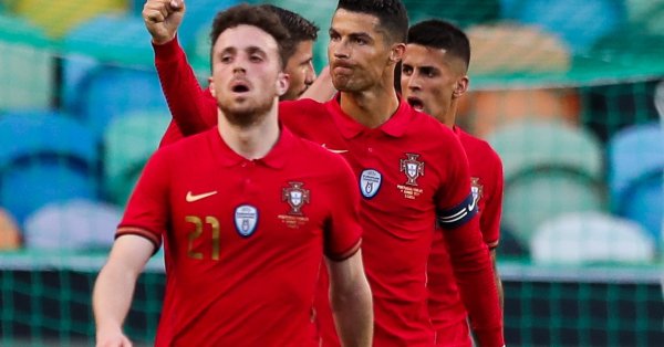 Португалия загря за Евро 2020 със заслужена победа 4 0 над