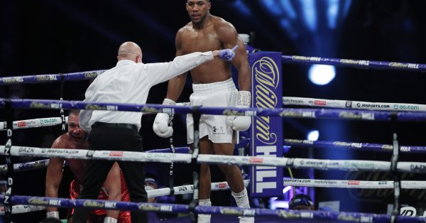 Олександър Усик смята че сблъсъкът между него и Антъни Джошуа