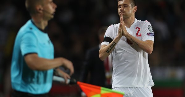 Българският защитник Страхил Попов може да заиграе в гръцкия АЕК