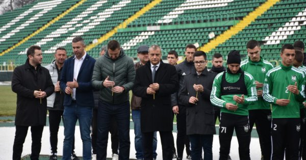 Кметът на града Илко Стоянов поставя развитието на школата