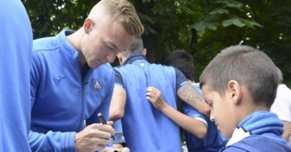 Бившият полузащитник на Левски Роман Прохазка предупреди футболистите на Виктория