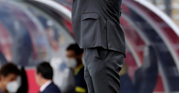 Френската легенда Зинедин Зидан напусна треньорския пост на Реал Мадрид