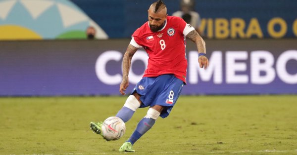 Голям скандал се развихри в националния отбор на Чили по