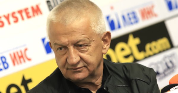 Собственикът на Локомотив Пловдив Христо Крушарски е категоричен че от