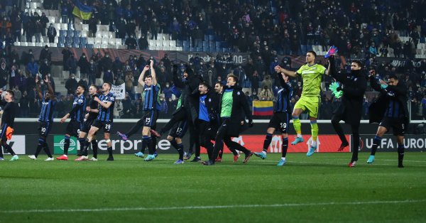 Двата отбора имат само един официален сблъсък помежду си и