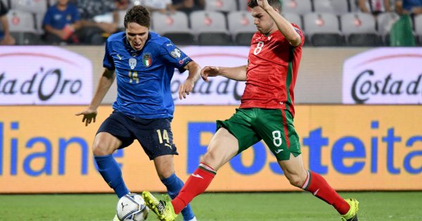 Футболните национали на България извъртяха 1 1 с европейските шампиони от