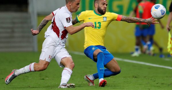 Бразилският клуб Сао Пауло се раздели с ветерана защитник Дани