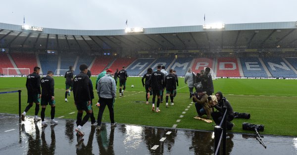 Хампдън Парк често наричан Хампдън е стадион в Глазгоу Шотландия