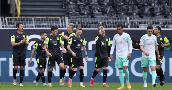 Борусия Дортмунд очаквано победи Вердер Бремен с 4:1 в мач