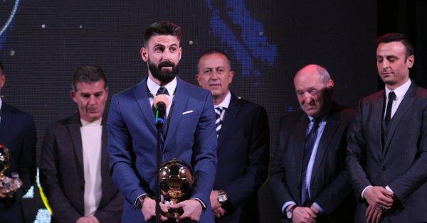 За седма поредна година избраният за най добър футболист на България