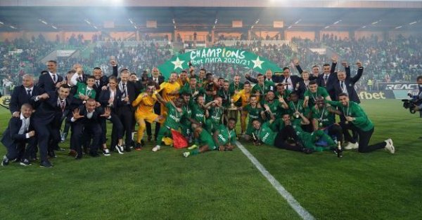 Шахтьор Солигорск привлече 30 годишния вратар Константин Руденок В последния сезон