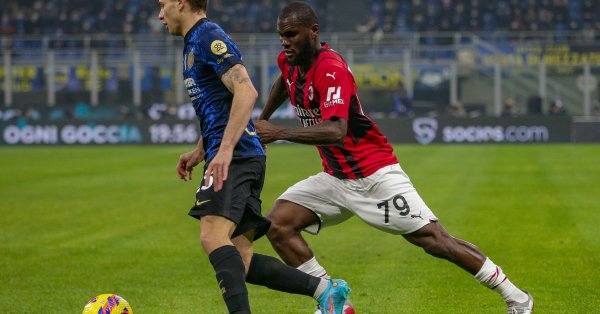 Контрактът на 25 годишния африканец с Милан е до 30 юни