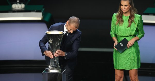 Президентът на УЕФА Александър Чеферин заяви че провеждането на Световно