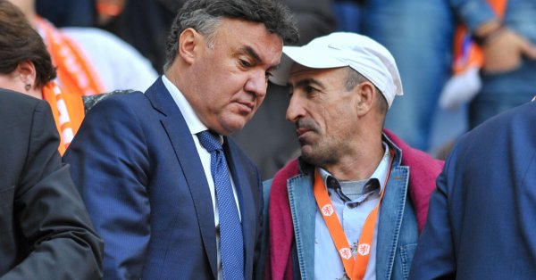 Българският футболен съюз заплете пореден казус с решението си да
