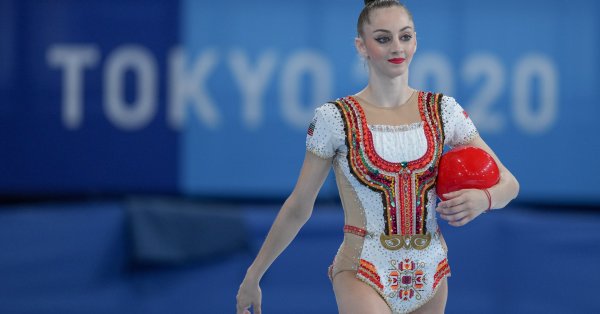 Българската гимнастичка Боряна Калейн ще се бори за медал в