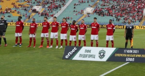 ЦСКА победи Осиек с 4 2 на стадион Васил Левски преди