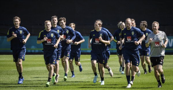Шведският национален отбор се сдоби с още един проблем освен