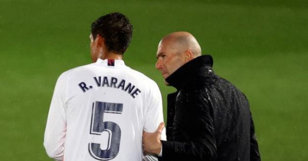 ПСЖ направи предложение на защитника на Реал Мадрид Рафаел Варан