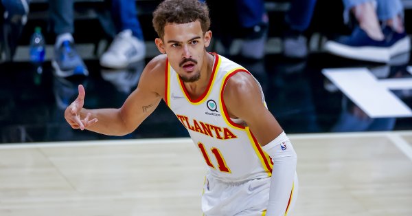 Анфърни Саймънс поведе Трейл Блейзърс с 43 точки като тимът