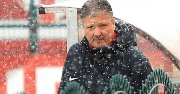 Треньорът на ЦСКА Любо Пенев бе видимо разочарован от изпусната