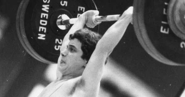 Севдалин Маринов е български спортист по вдигане на тежести Роден