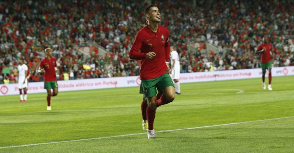 Звездата на португалския национален отбор Кристиано Роналдо изрази емоциите си