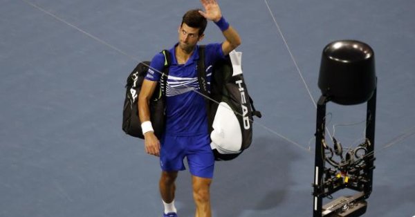 Водачът в световната ранглиста на тенисистите Новак Джокович отпадна в