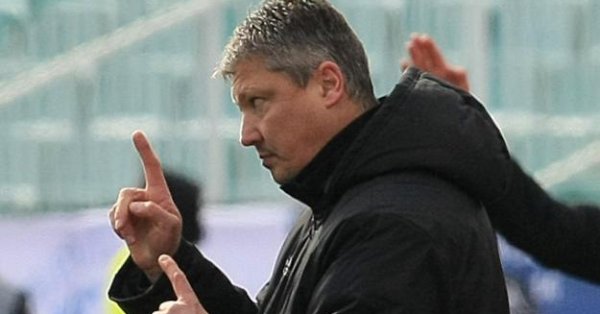 Любослав Пенев изведе футболистите на ЦСКА на първа тренировка Снощи