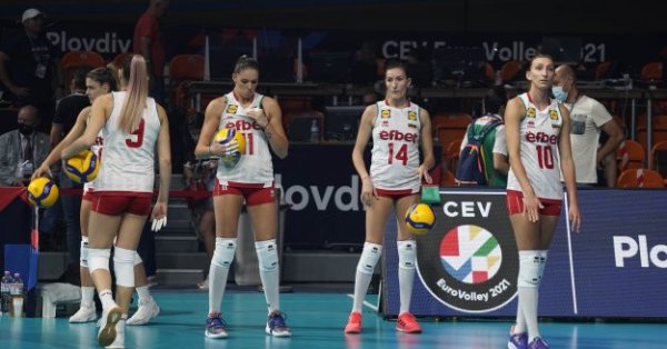 Женският ни национален тим по волейбол играе победи Полша с