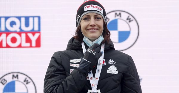 Австрийската олимпийка Янин Флок, носителка на 10 медала от световните