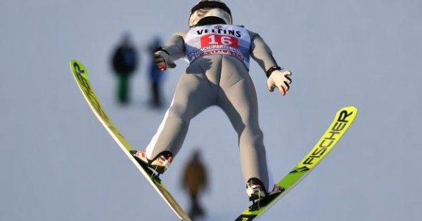 Най добрият български ски скачач Владимир Зографски постигна исторически успех в