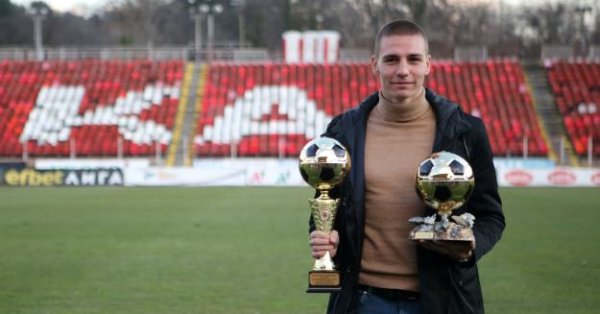 Националът Валентин Антов се присъедини към лагера на ЦСКА в