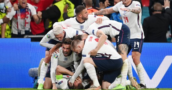 Англия захвърли в коша купищата неуспешни представяния на полуфинали и