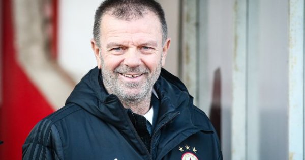Треньорът на ЦСКА Стойчо Младенов проявява сериозен интерес към грузинския
