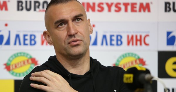 Новият голмайстор в историята на българския елит Мартин Камбуров се