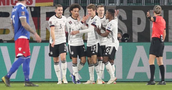 Германия размаза Лихтенщайн с 9 0 в световна квалификация без никакво