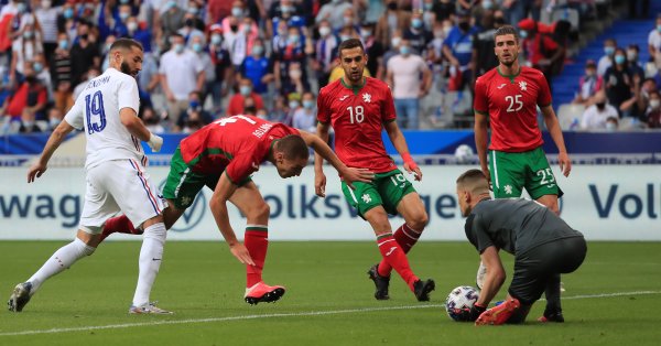 Националът Ивайло Чочев заяви, че съжалява за допуснатите два гола