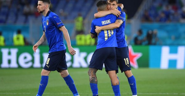 Италия е първият 1 8 финалист на Евро 2020 след като размаза