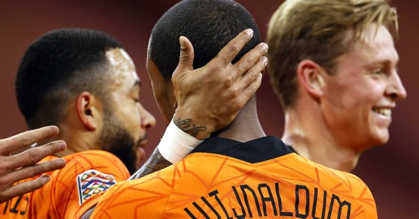 Нидерландия разби с 3 0 Грузия у дома в приятелки мач